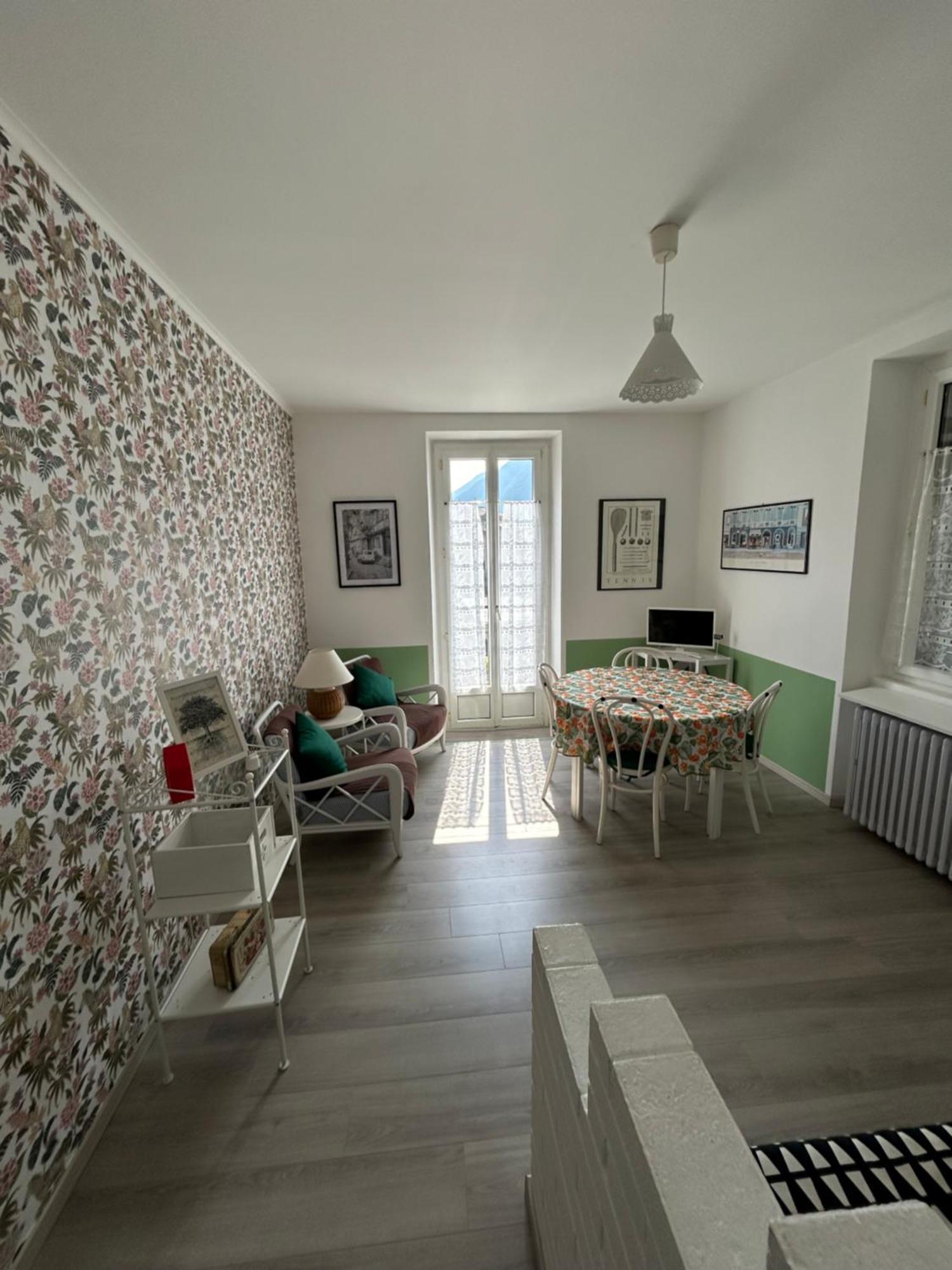 Acchiappasogni Holiday House Malgrate Extérieur photo