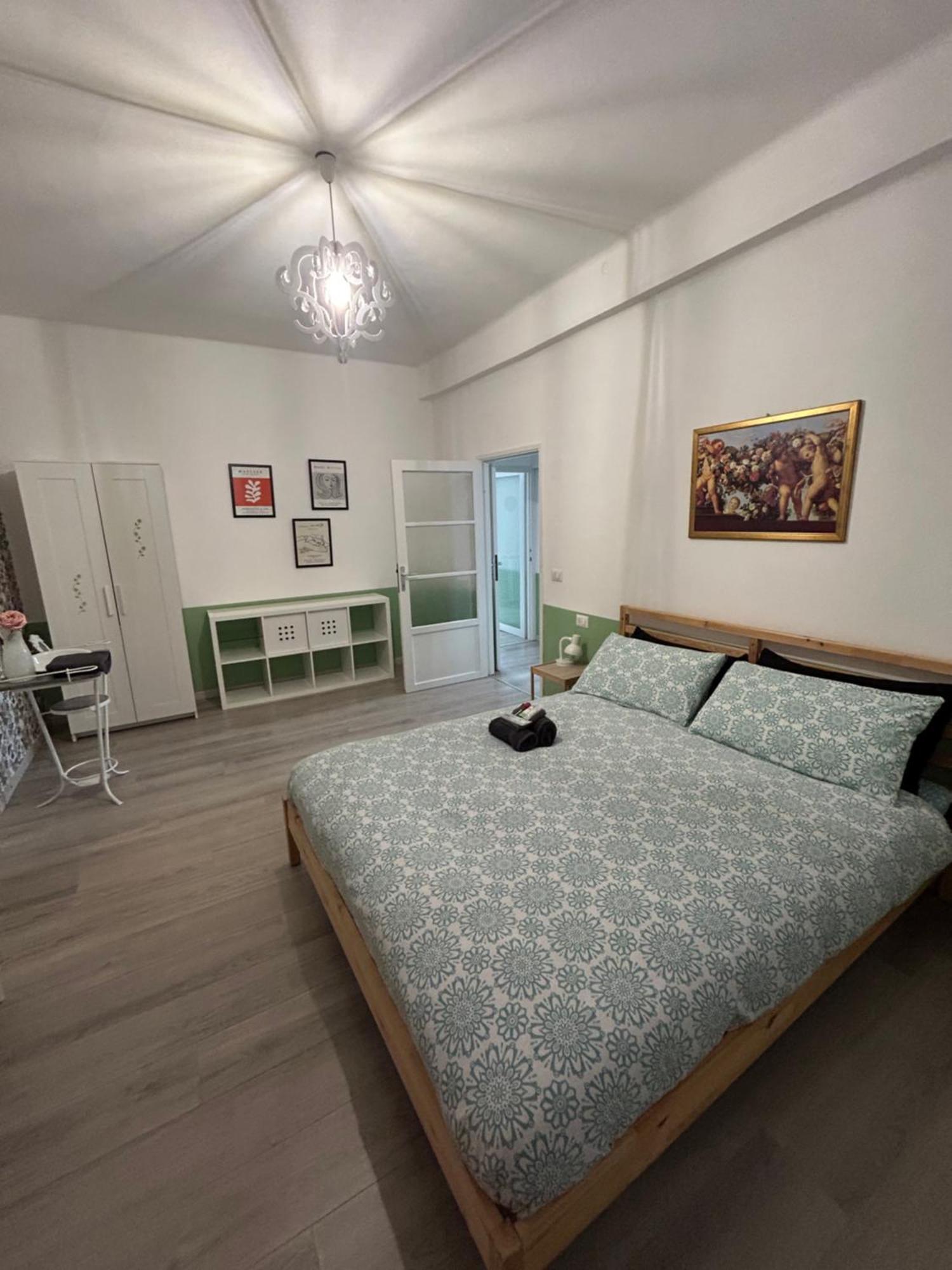 Acchiappasogni Holiday House Malgrate Extérieur photo