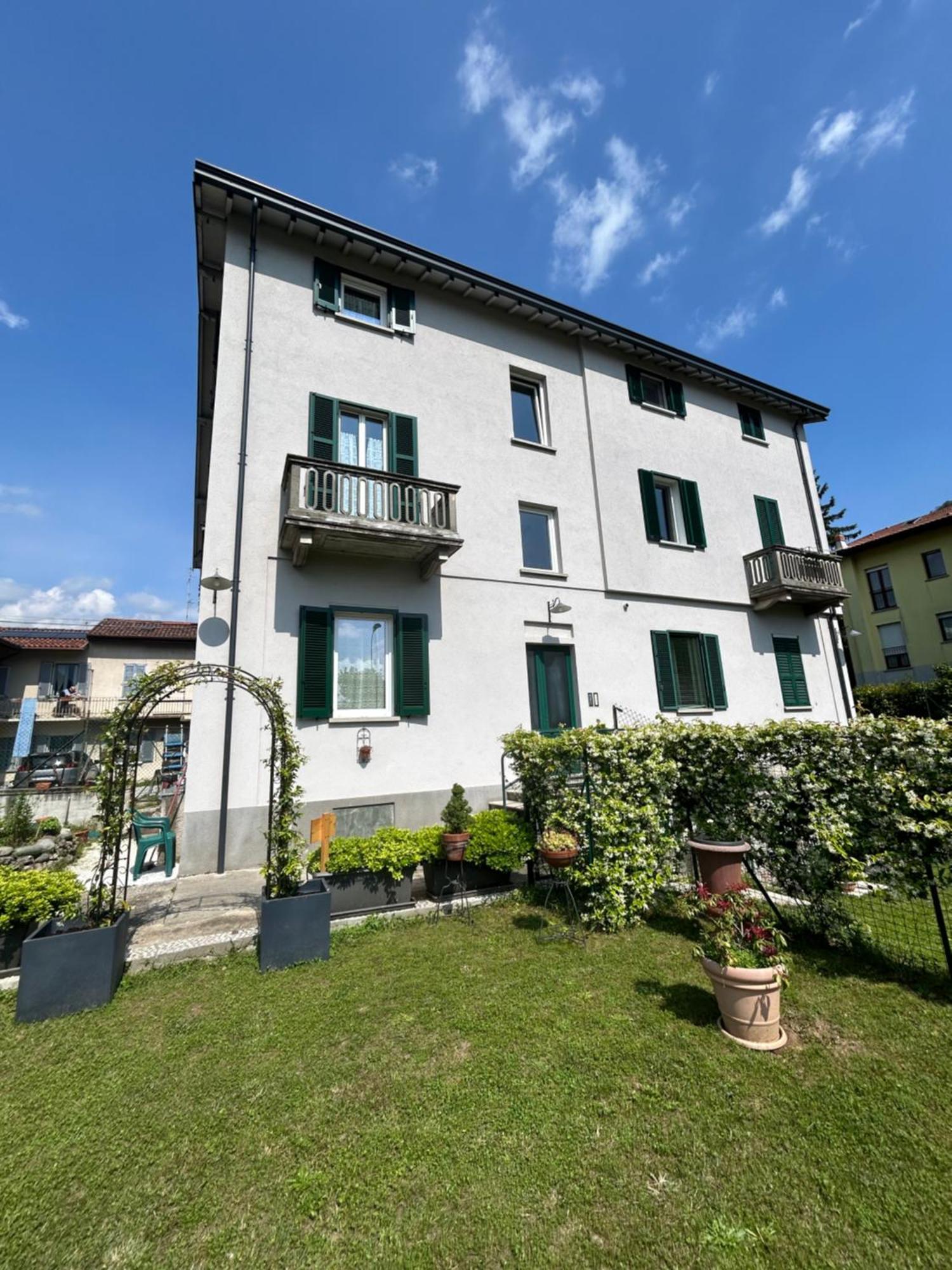 Acchiappasogni Holiday House Malgrate Extérieur photo